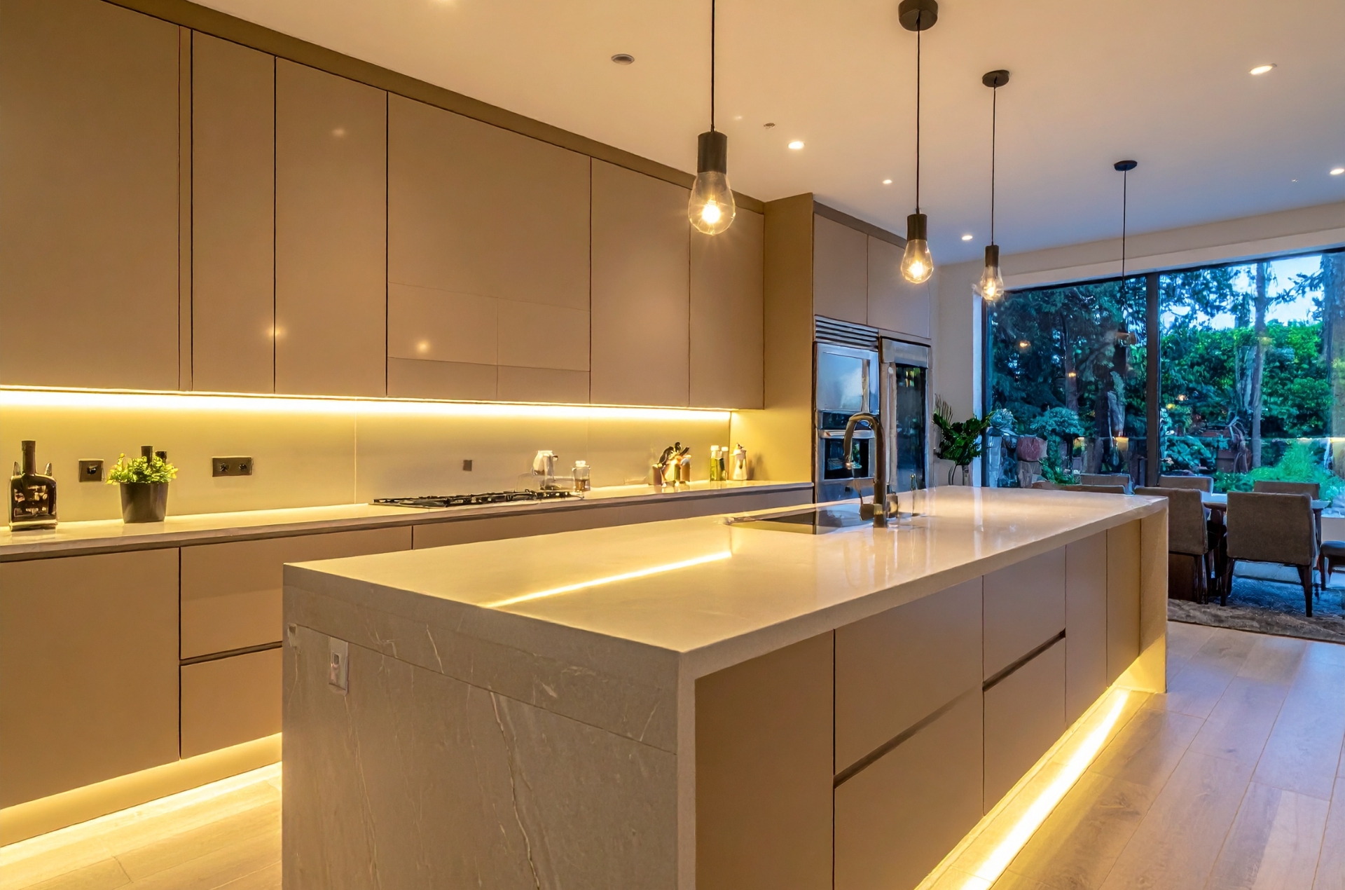 Modern Kitchen Storage